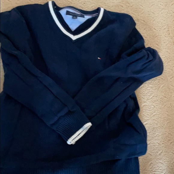 Tommy Hilfiger sweater - Picture 3 of 4